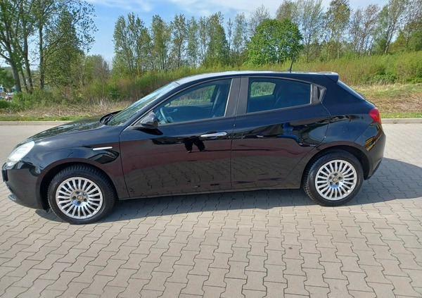 Alfa Romeo Giulietta cena 39900 przebieg: 127000, rok produkcji 2014 z Pakość małe 562